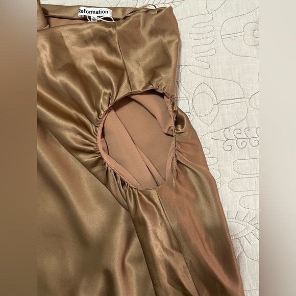 NEW Reformation Nevaeh Satin Midi Dress Sz XL Chanterelle Brown Cutout - Picture 7 of 9